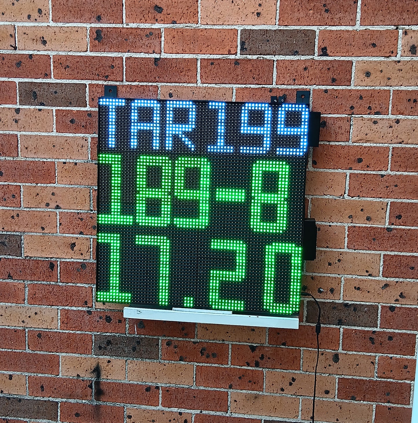 64cmx64cm Portable Digital Cricket Scoreboard with Target Display
