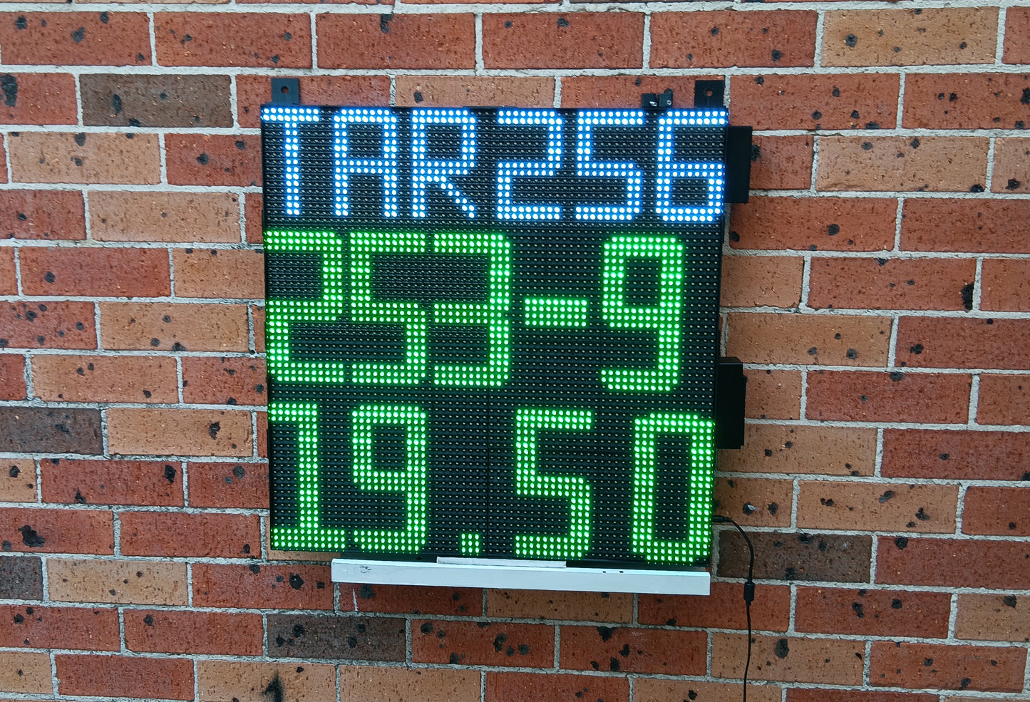 64cmx64cm Portable Digital Cricket Scoreboard with Target Display