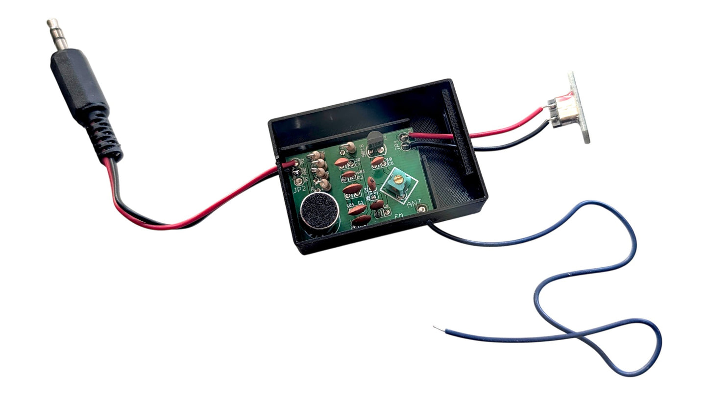 1 transistor FM Transmitter DIY learning kit with basic 3D printed enclosure