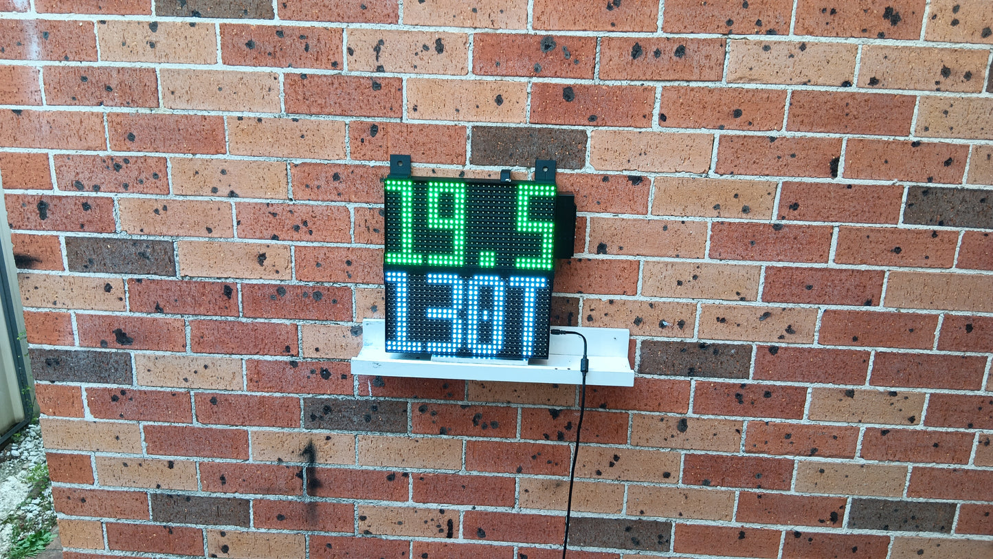 32cmx32cm Digital Cricket Scoreboard with Runs, Wickets, Overs, and Target display