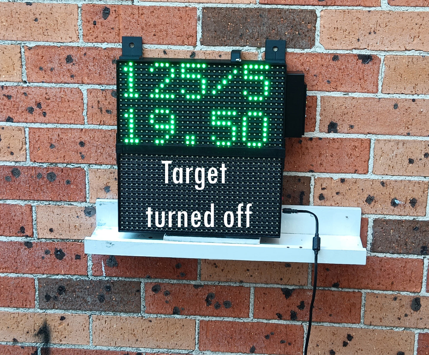 32cmx32cm Digital Cricket Scoreboard with Runs, Wickets, Overs, and Target display