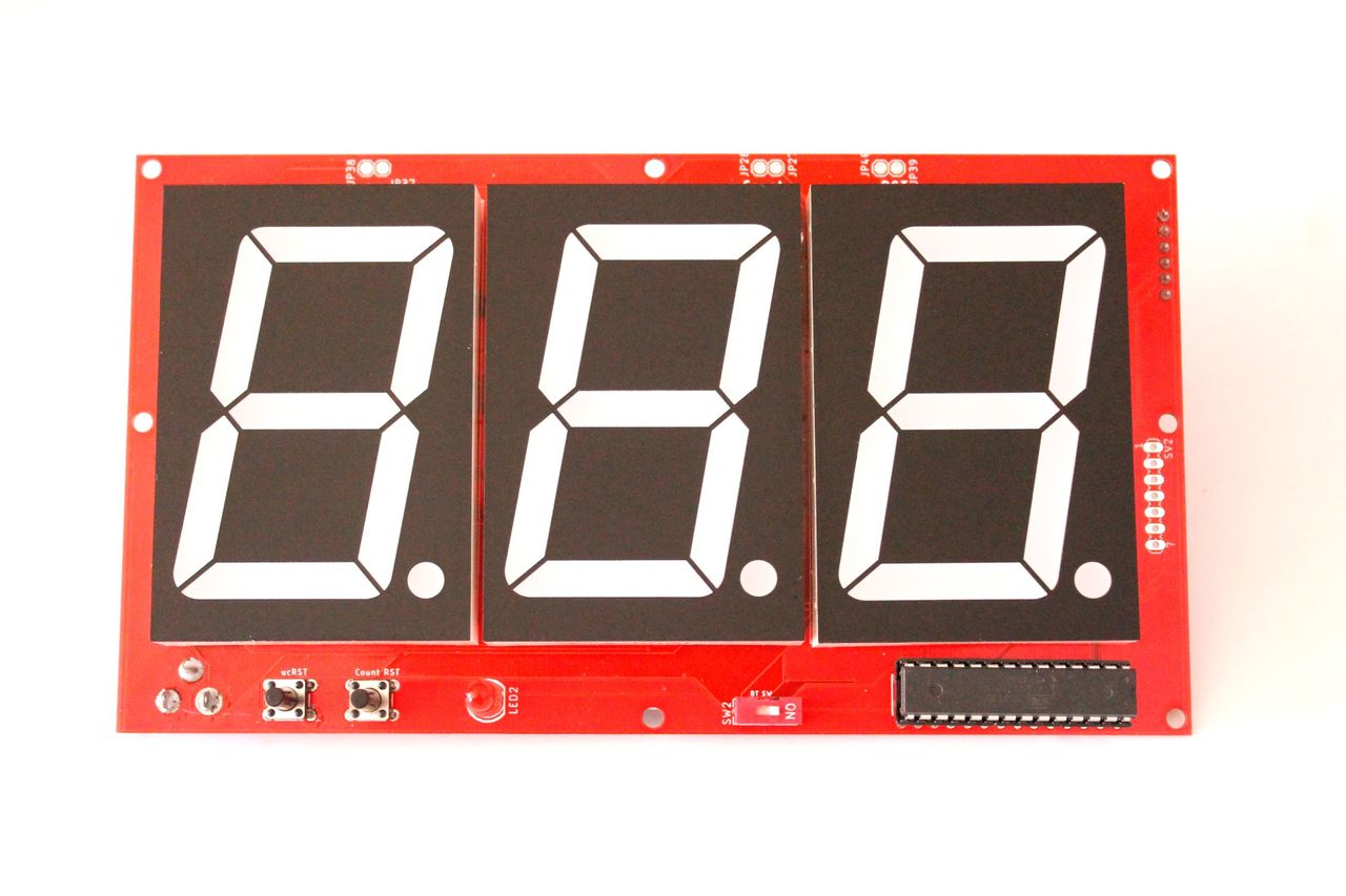 SCORE3A- 2.3" Bluetooth and RF controlled 3 digits up and down counter